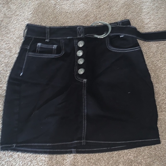 BDG M BLACK SKIRT WITH BELT NWOT - Picture 1 of 4